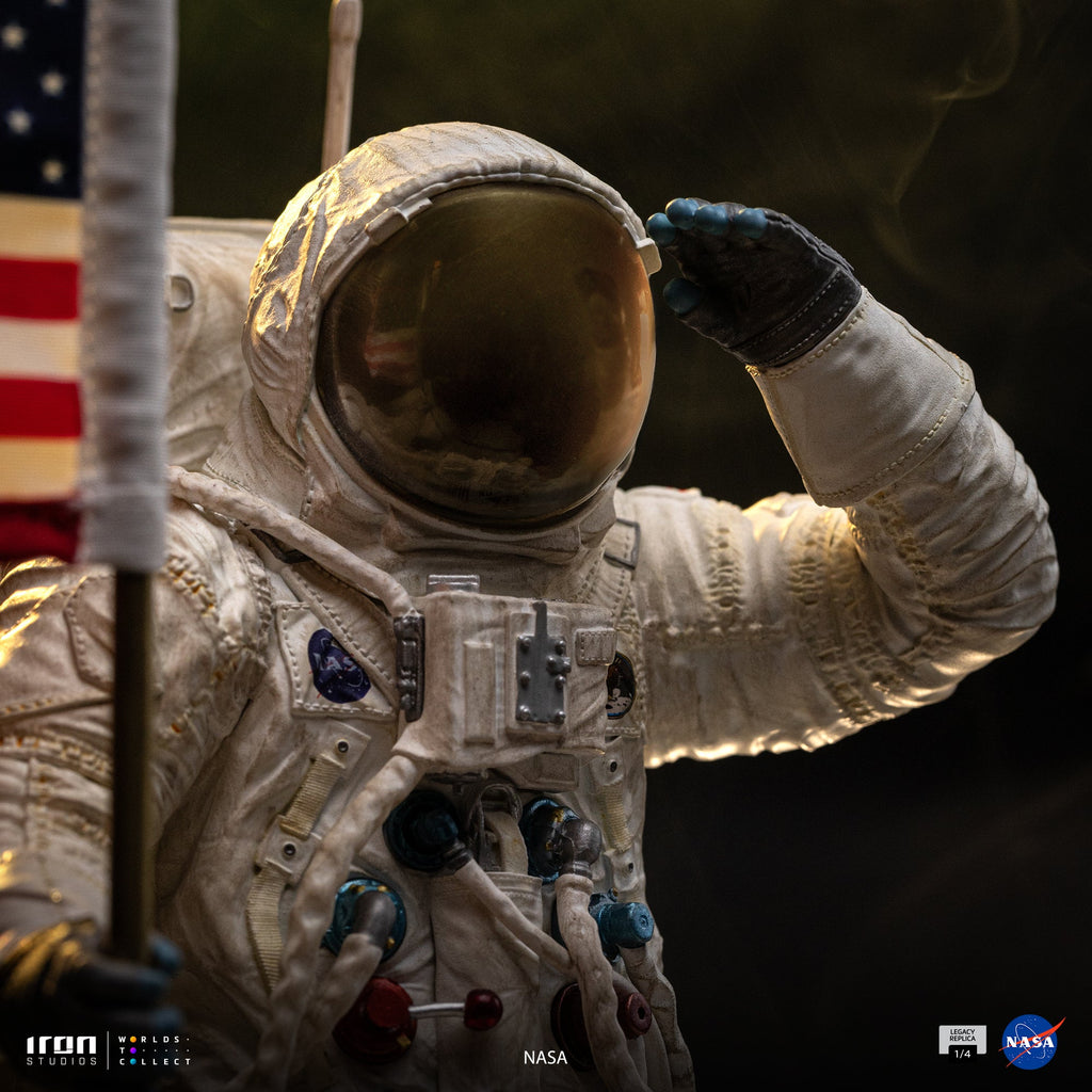 Statue Apollo 11 Astronaut - Nasa - Legacy Replica 1/4 - Iron Studios
