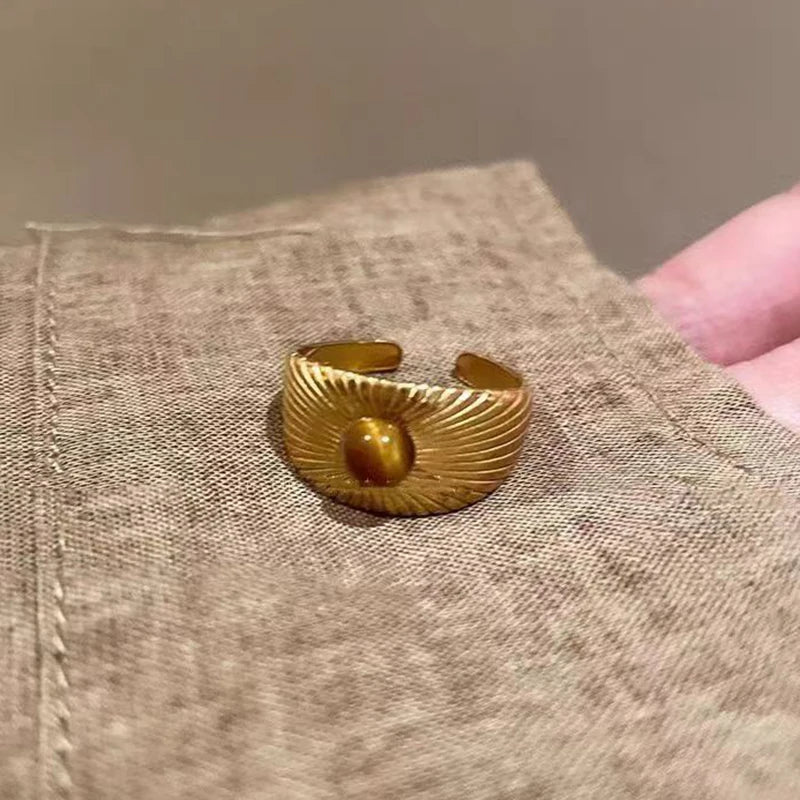 Vintage Brown Stone Rings for Women Girls Sun Irregular Gold Color Aesthetic Ring Fine Jewelry Fashion Party Accessories Gifts