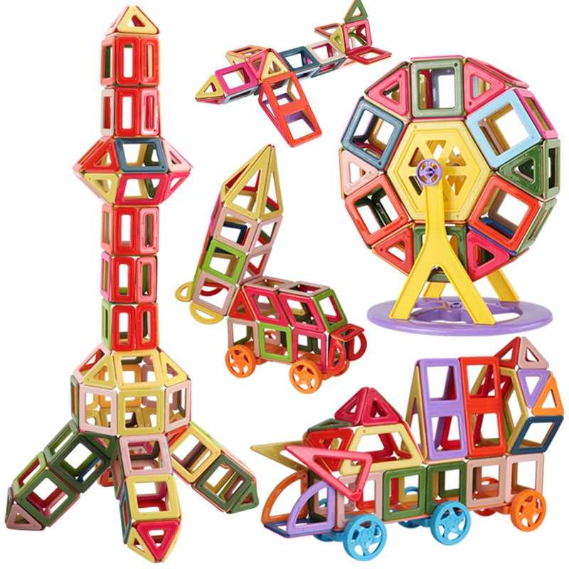 Magnetic Construction Kit with up to 377 pieces